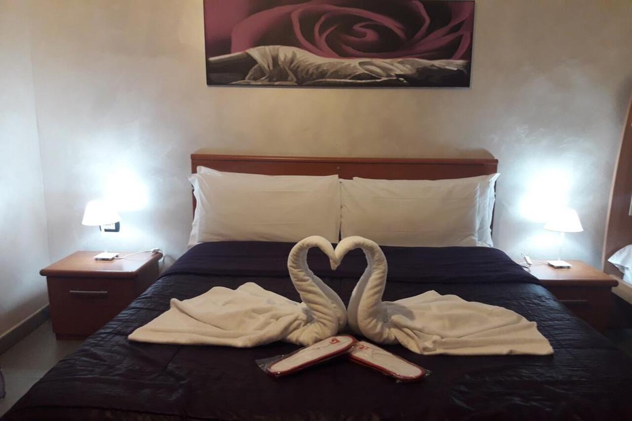 B&B Fiumicino Airport Resort المظهر الخارجي الصورة