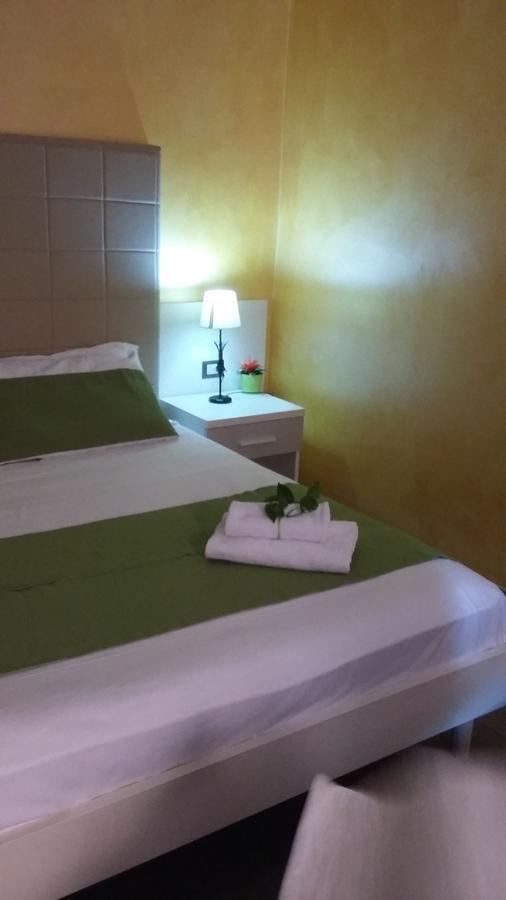 B&B Fiumicino Airport Resort المظهر الخارجي الصورة