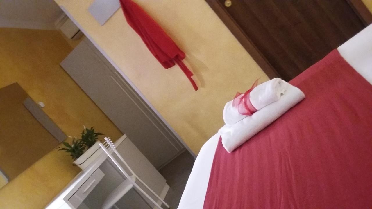 B&B Fiumicino Airport Resort المظهر الخارجي الصورة